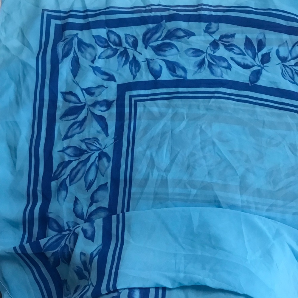 LArge scarf blue prints